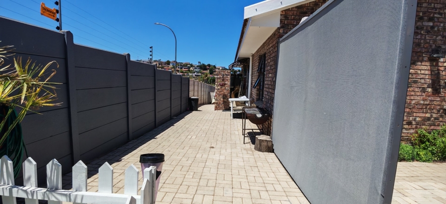 2 Bedroom Property for Sale in Dana Bay Western Cape